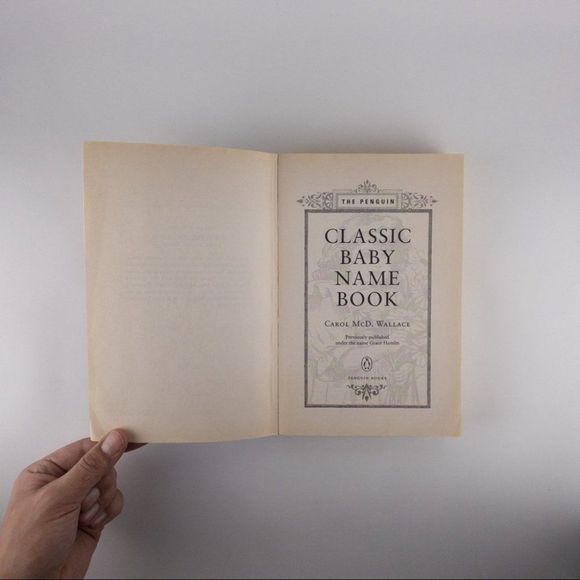 3/$10 - The Penguin Classic Baby Name Book by Carol McD. Wallace - Picture 3 of 12